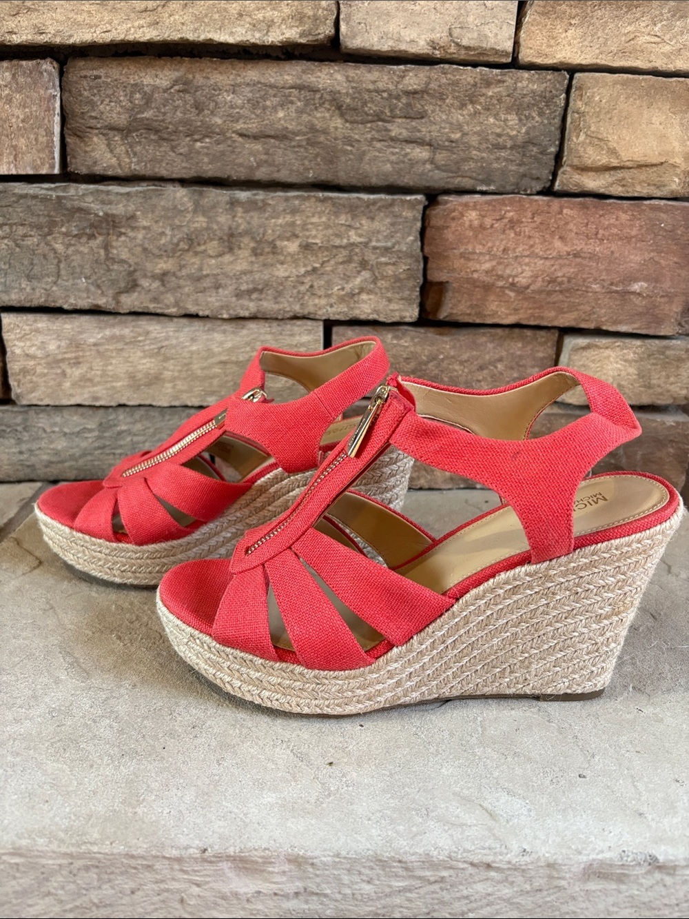 Michael Michael Kors sz 8.5 orange cloth wedges